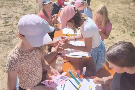 1. Kindergruppenstunde im Pfarrgarten Pleystein